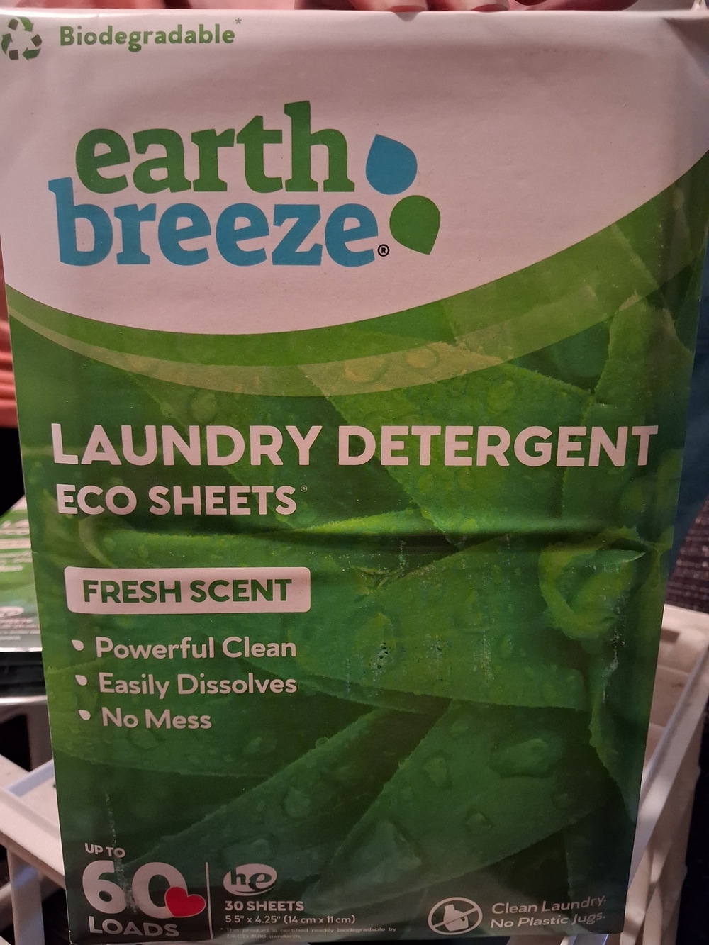 Earth Breeze Laundry Detergent Eco Sheets - Fresh Scent (Green) 5 Packs - Picture 2 of 3